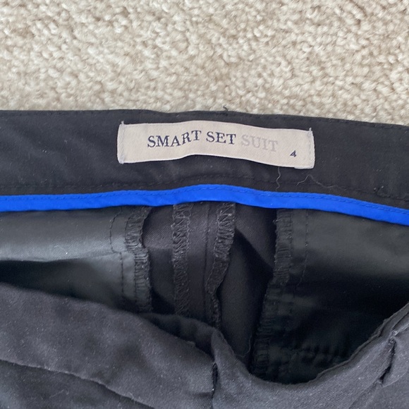 Women’s dress pants - Picture 3 of 8